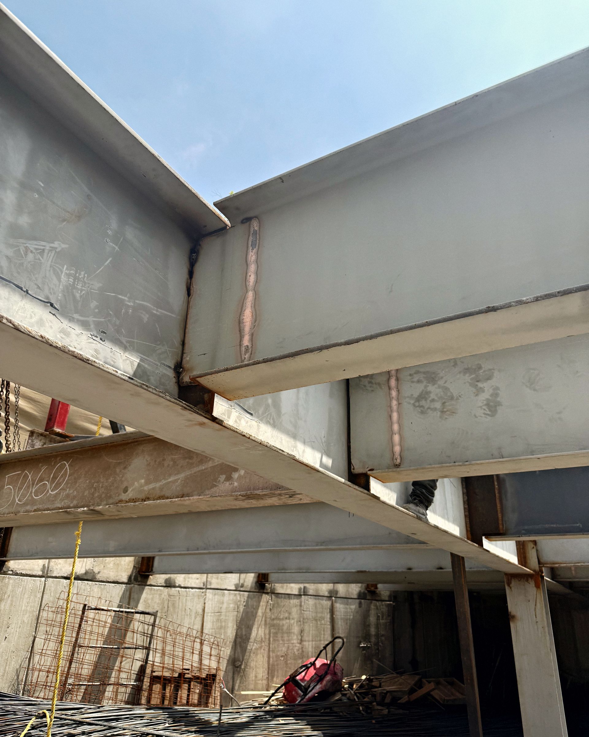 Columnas y vigas de acero de la estructura