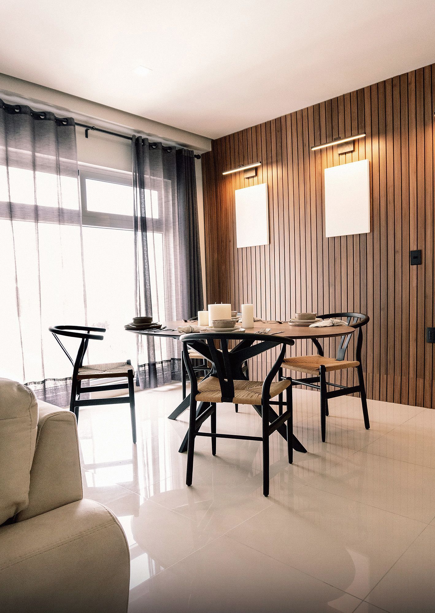 Comedor del departamento muestra Mozart